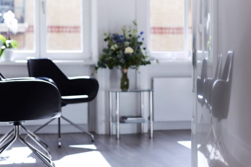 Wartezimmer Privatpraxis für Ästhetik am Schlossplatz